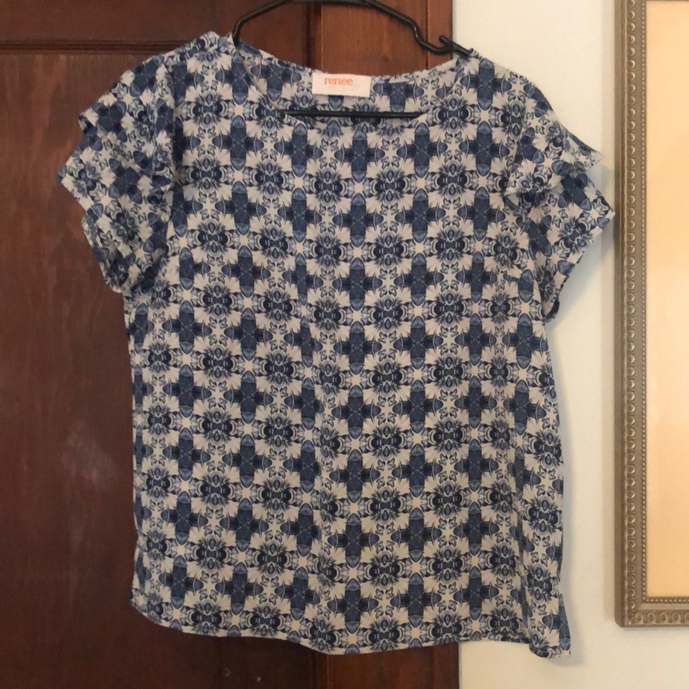Blue patterned top - M